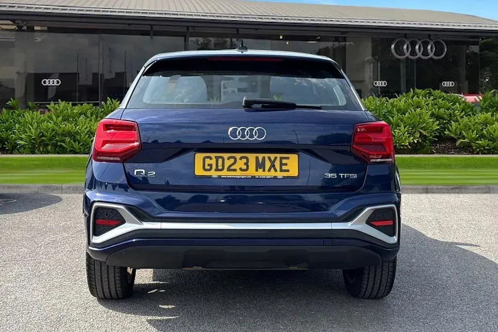 Used Audi Q2 S-Line 150 HP (110 kW) 2023 Blue SUV