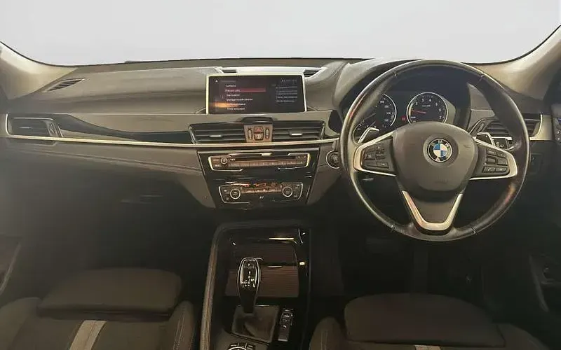 Second-hand BMW X2 Sport Line 192 CP (141 kW) 2020 Negru SUV