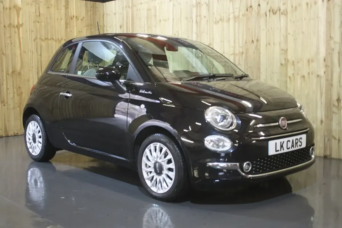 Used Fiat 500 Dolcevita 70 HP (51 kW) 2022 Hatchback