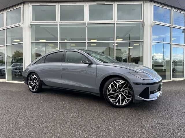 Transmission blue pearl Used 2024 Hyundai Ioniq 6 Premium Sedan | £29,995 (Expensive) - Image 1/4