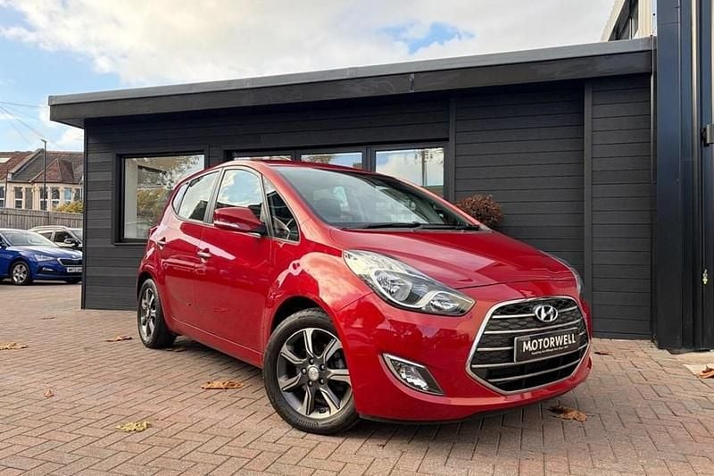 Red Used 2018 Hyundai ix20 SE Hatchback | £9,999 (Fair price) - Image 1/1