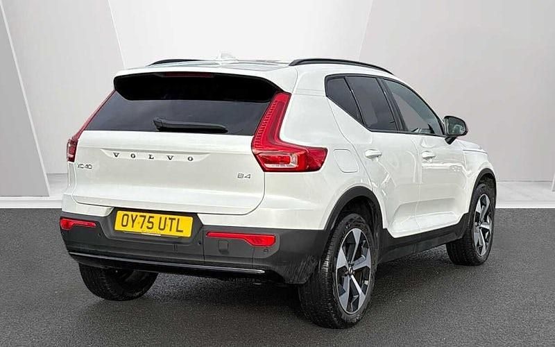 Used Volvo XC40 Plus 197 HP (144 kW) 2025 SUV
