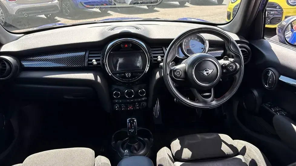 Used Mini Cooper S Hatch 189 HP (139 kW) 2019 Blue Hatchback