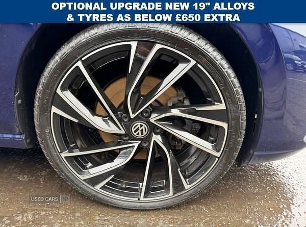 Used VW Golf VIII Life 2022 Blue Estate