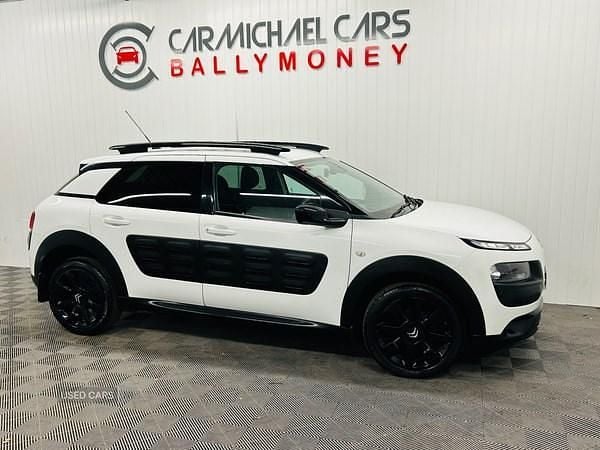 White Used 2017 Citroën C4 Cactus Flair Hatchback | £5,775 (Fair price) - Image 1/4