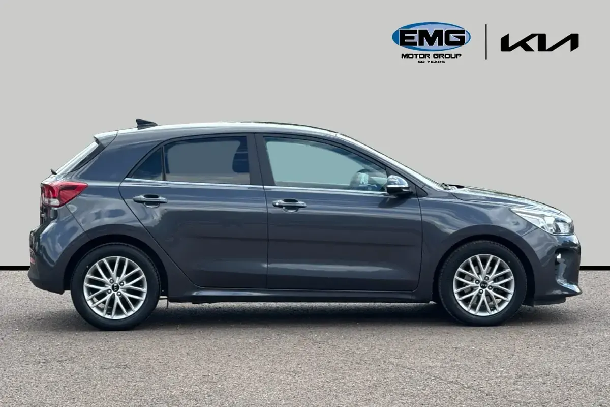 Used Kia Rio 99 HP (72 kW) 2019 Graphite grey Hatchback