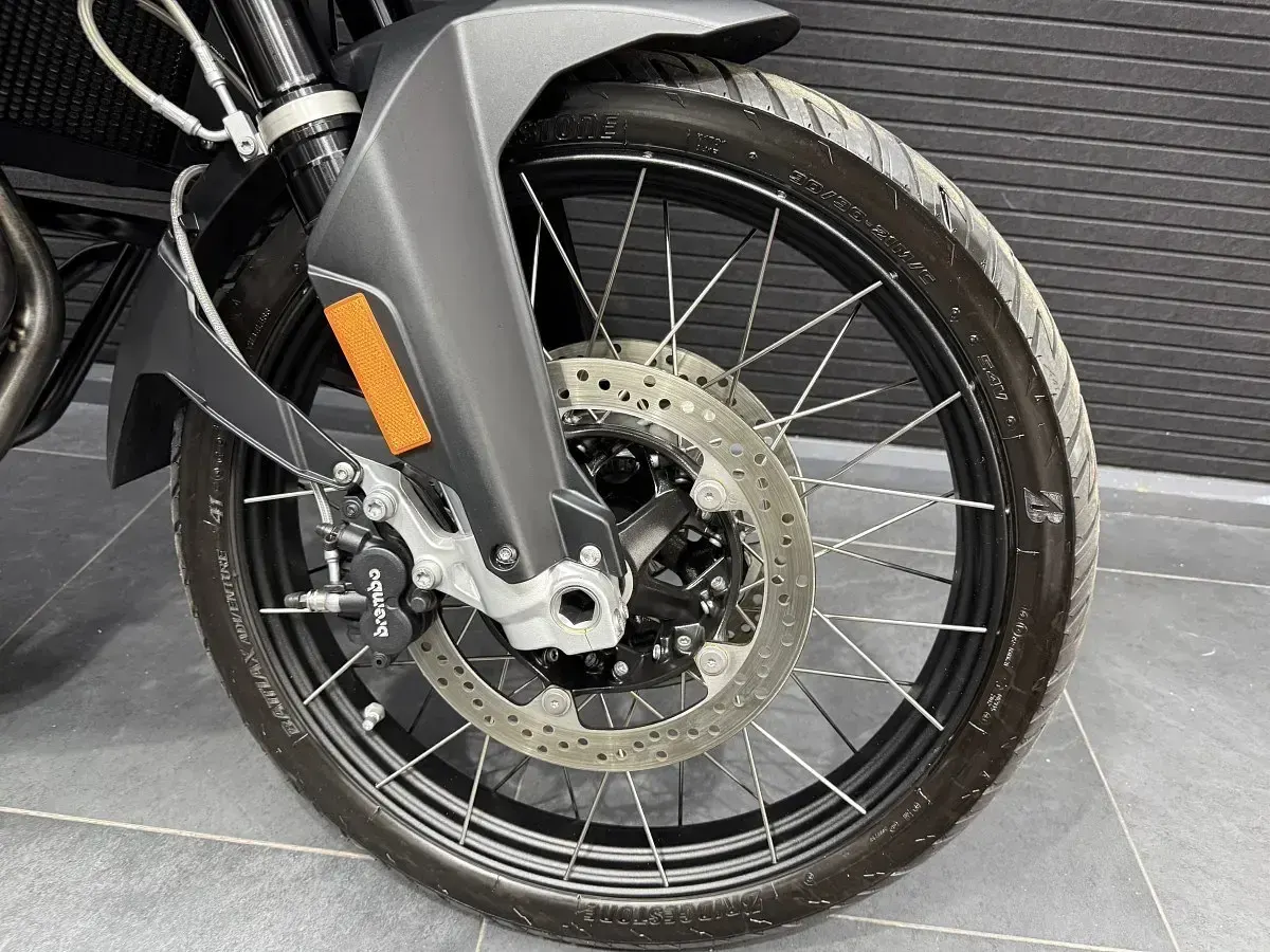 Begagnad BMW 850 2023 Svart Sportkupé