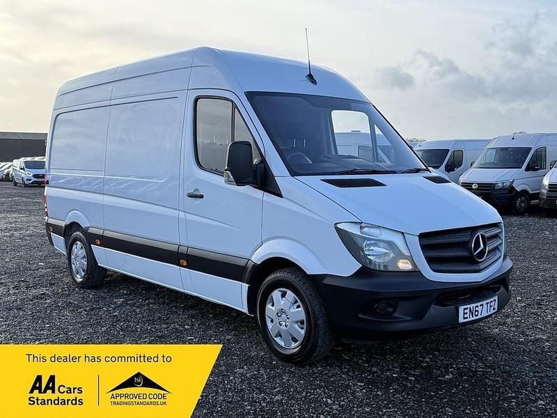 Used Mercedes Sprinter 140 HP (102 kW) 2018 White Van