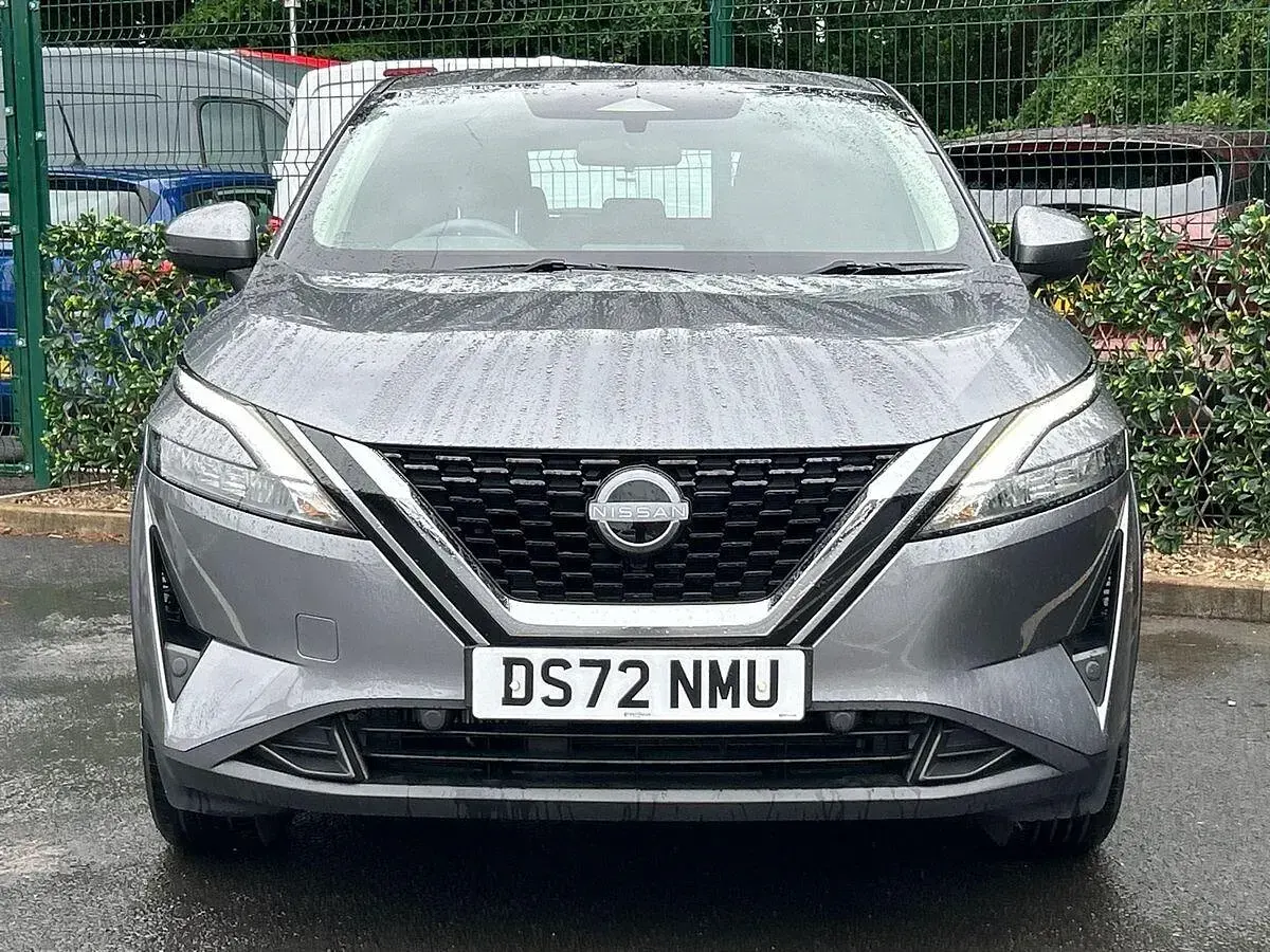 Used Nissan Qashqai Acenta Premium 140 HP (102 kW) 2022 Grey SUV