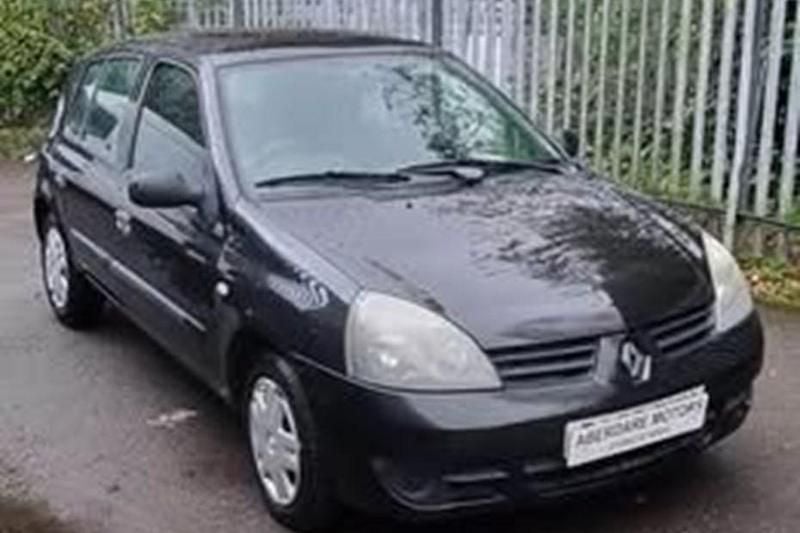 Usado Renault Clio II Dynamique 98 HP (72 kW) 2007 Preto Citadino