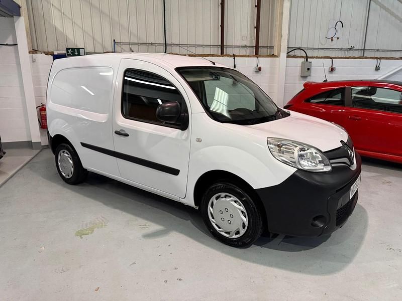 Used Renault Kangoo 2015 White MPV
