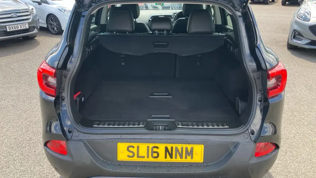 Used Renault Kadjar Signature 130 HP (95 kW) 2016 Black SUV