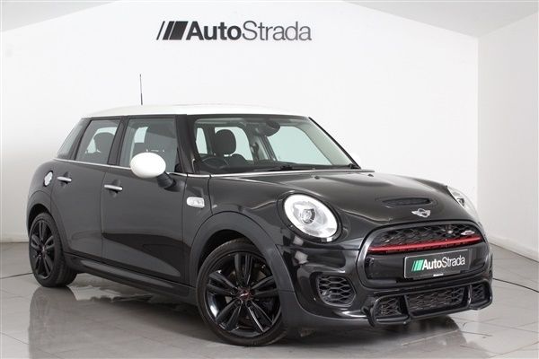 Black Used 2017 Mini Cooper S Hatch Hatchback | £12,995 (A bit pricey) - Image 1/1