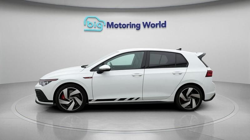 Used VW Golf VII GTI Clubsport 300 HP (220 kW) 2021 White Hatchback