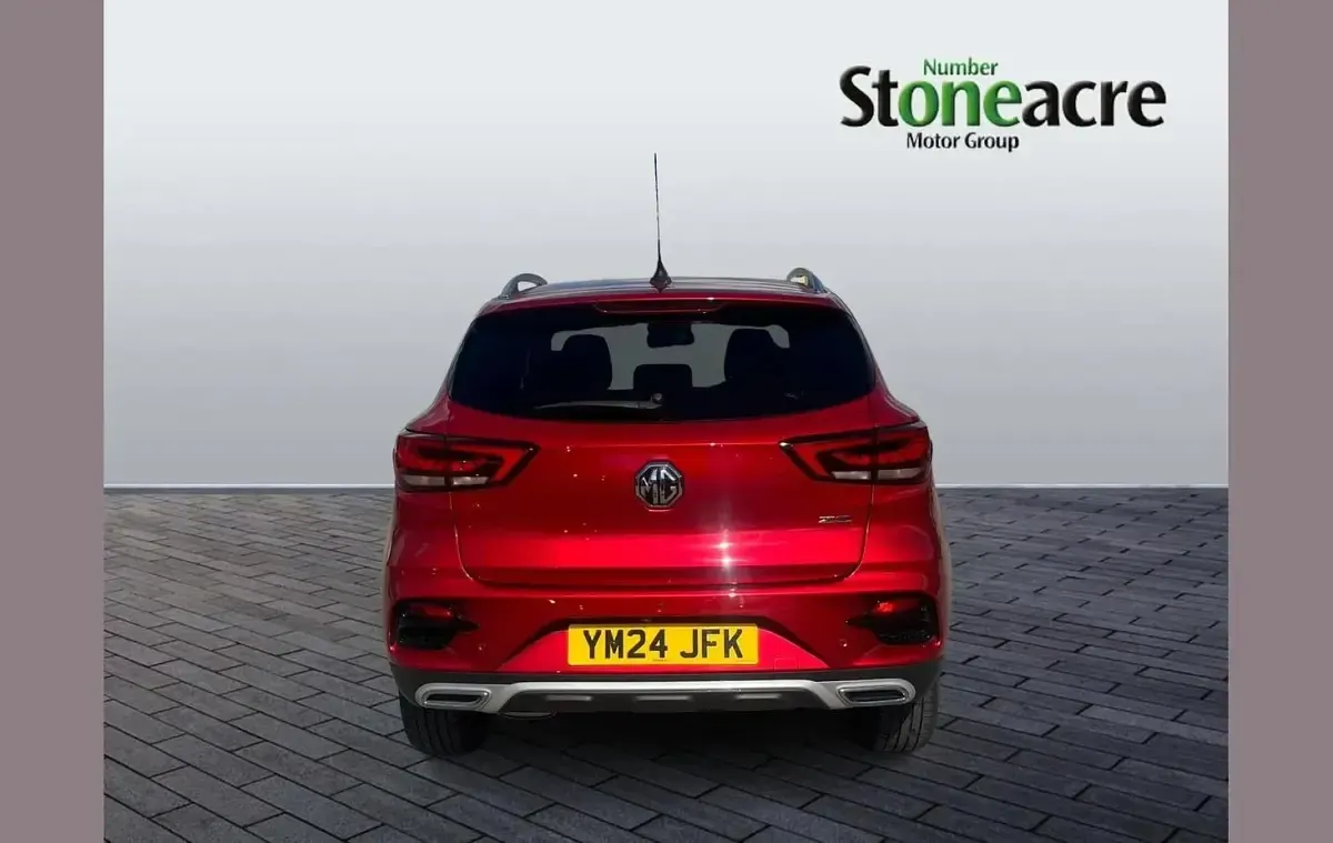 Used MG ZS Exclusive 109 HP (80 kW) 2024 Red SUV