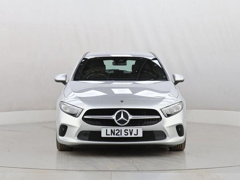 Used Mercedes A180 Executive 136 HP (100 kW) 2021 Silver Hatchback