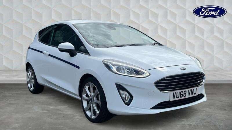White Used 2018 Ford Fiesta Titanium Hatchback | £8,595 (Fair price) - Image 1/4