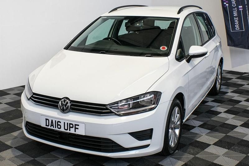 Used VW Golf Sportsvan SE 2016 White MPV