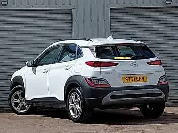 Used Hyundai Kona SE 120 HP (88 kW) 2021 White SUV