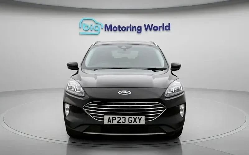 Used Ford Kuga Titanium 150 HP (110 kW) 2023 Black SUV