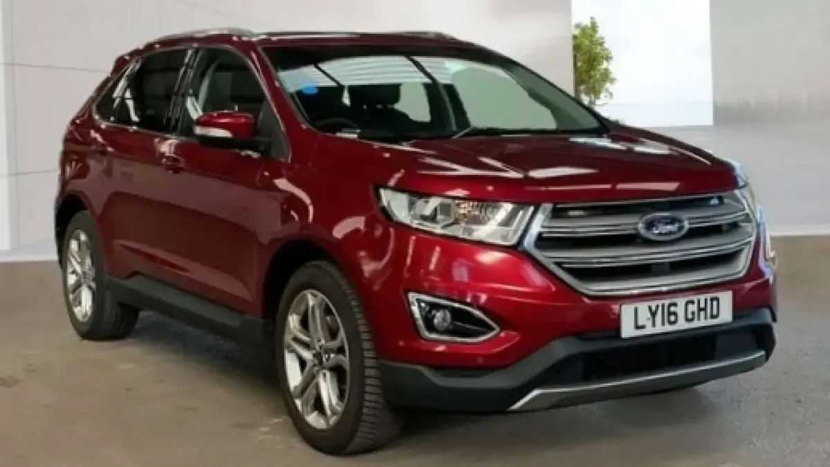Used Ford Edge Titanium 180 HP (132 kW) 2016 Red SUV