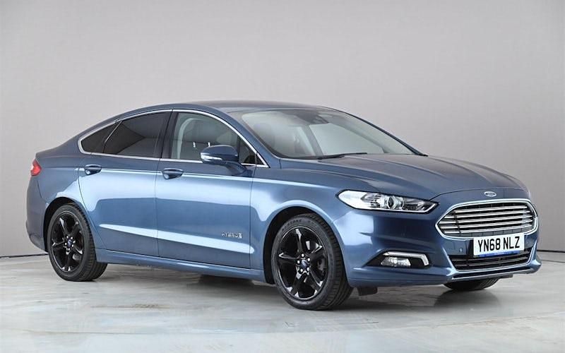 Used Ford Mondeo Titanium 190 HP (139 kW) 2018 Blue Sedan