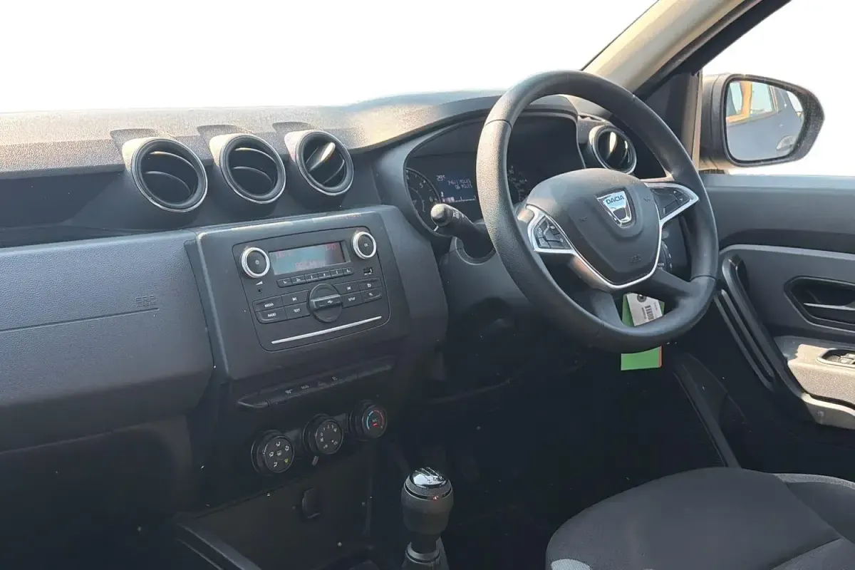 Used Dacia Duster Essentiel 116 HP (85 kW) 2019 Grey SUV