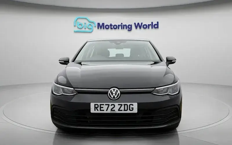 Used VW Golf VIII Life 150 HP (110 kW) 2024 Hatchback