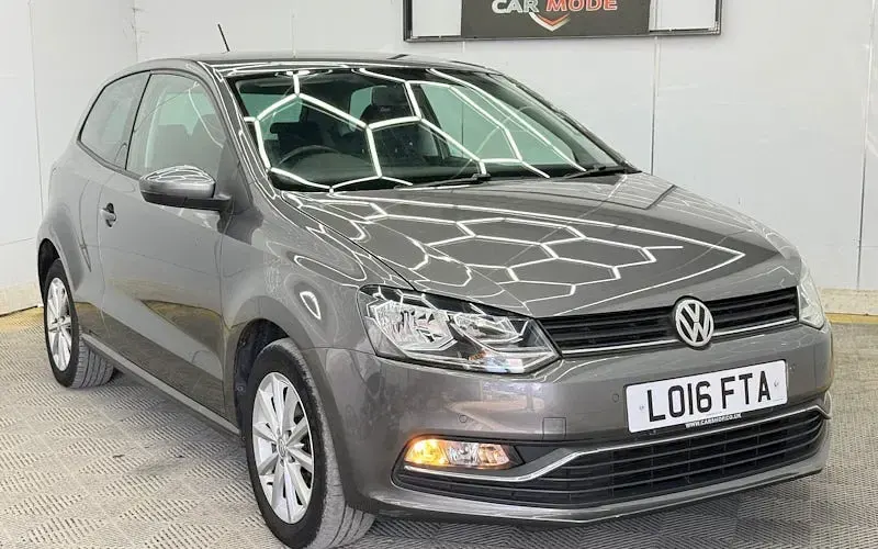 Used VW Polo Match 90 HP (66 kW) 2016 Hatchback