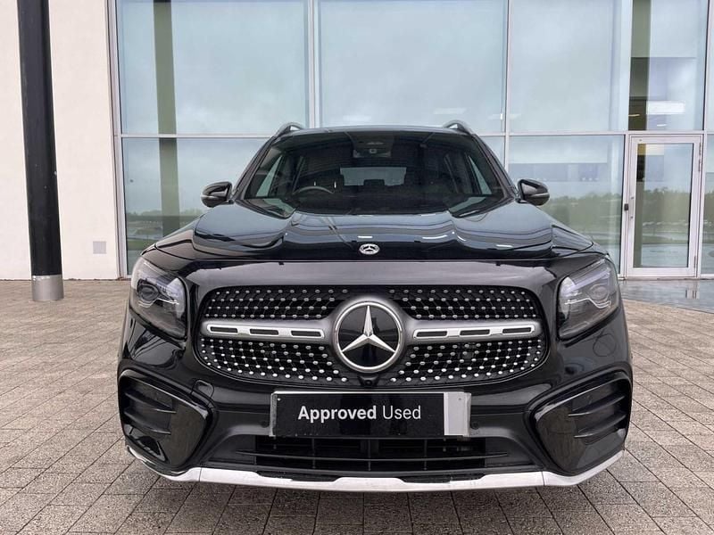 Used Mercedes GLB200 AMG Line Premium Plus 163 HP (119 kW) 2025 Black SUV