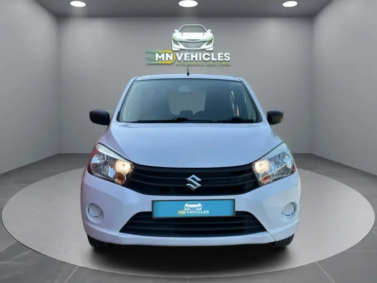 Used Suzuki Celerio SZ3 67 HP (49 kW) 2016 White Hatchback
