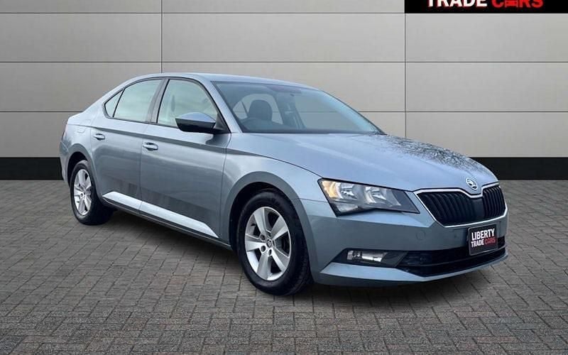 Used 2019 Skoda Superb Hatchback | £9,995 (Good price) - Image 1/4