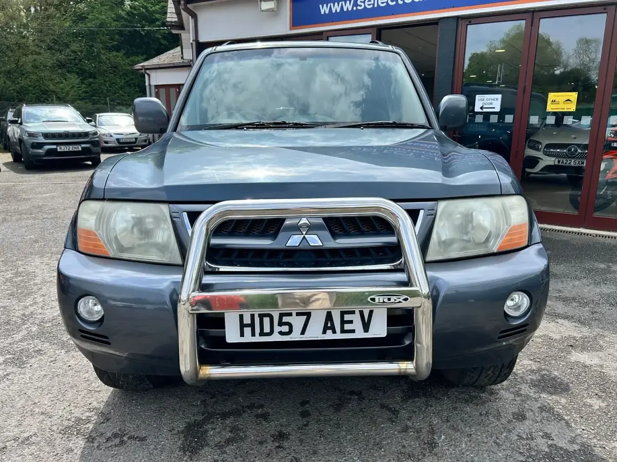 Used Mitsubishi Shogun 168 HP (123 kW) 2007 Grey SUV