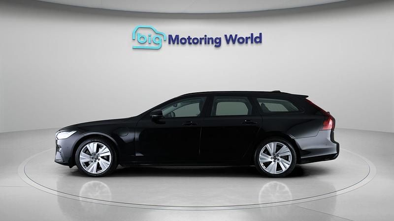 Used Volvo V90 Plus 249 HP (183 kW) 2023 Estate