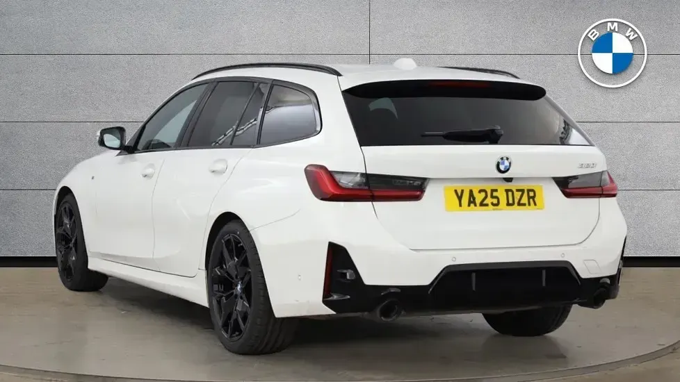 Usado BMW 320 M Sport 181 HP (133 kW) 2025 Branco Carrinha
