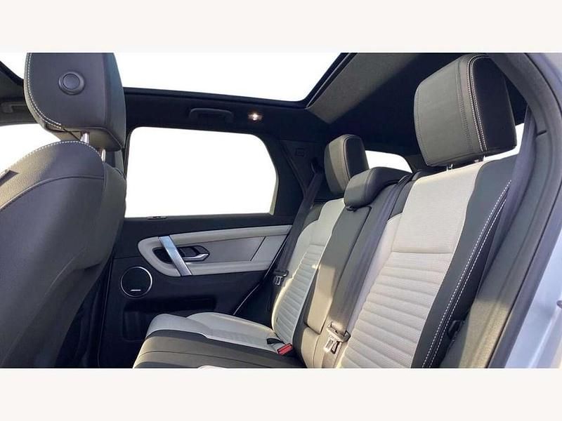 Used Land Rover Discovery Sport SE Dynamic 204 HP (150 kW) 2025 Silver SUV