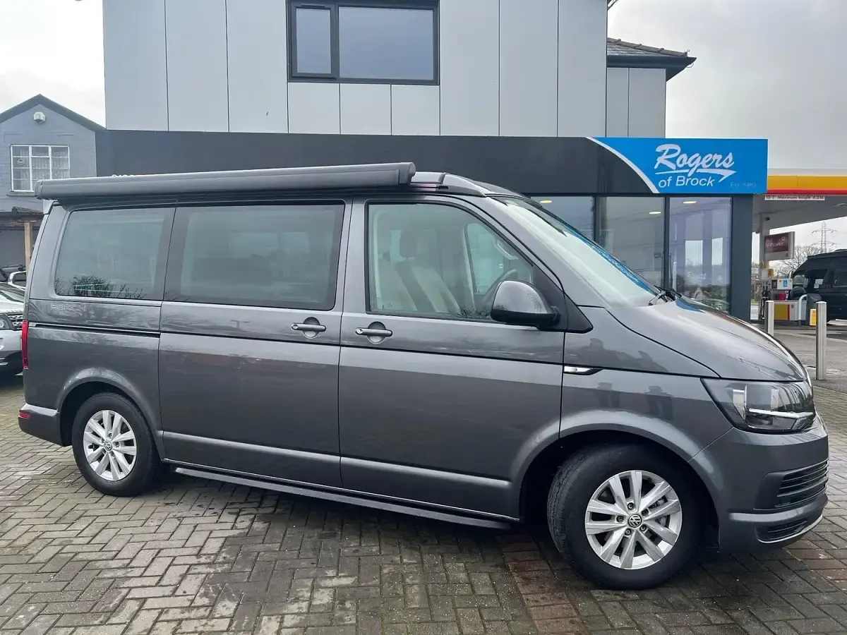 Used VW California Beach 150 HP (110 kW) 2018 Grey Van