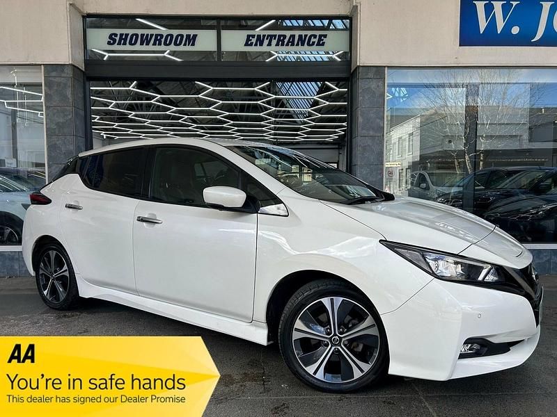 Used Nissan Leaf Tekna 110 kW (150 HP) 2021 White Hatchback