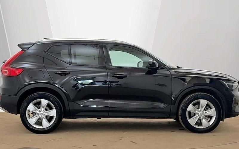 Used Volvo XC40 Core 163 HP (119 kW) 2026 SUV