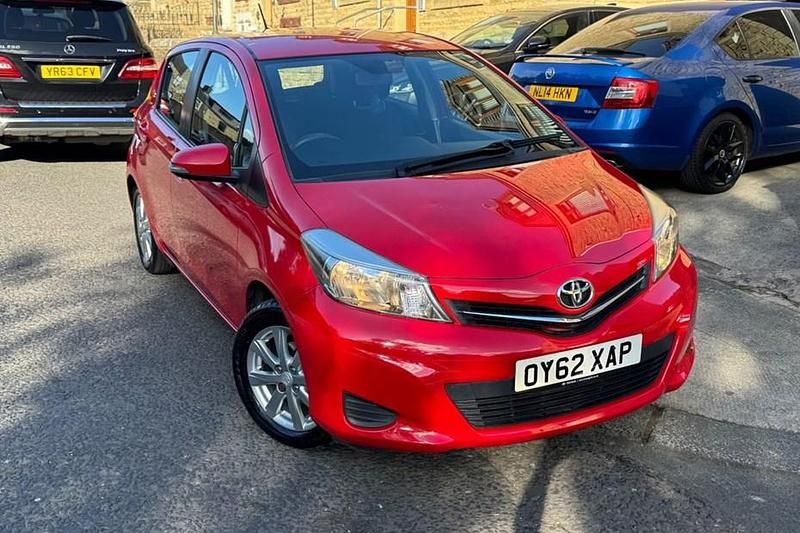 Red Used 2012 Toyota Yaris Hatchback | £3,250 (Expensive) - Image 1/1