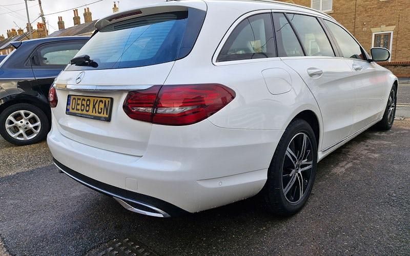 Used Mercedes C200 Premium 160 HP (117 kW) 2019 Estate