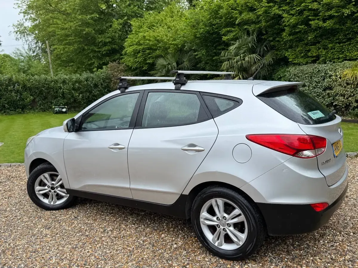 Usado Hyundai ix35 Style 135 HP (99 kW) 2011 Prateado SUV