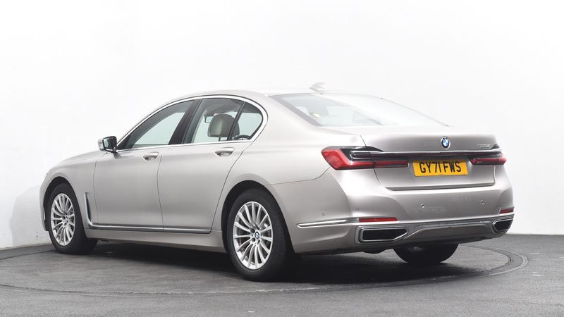 Used BMW 730 Comfort Edition 286 HP (210 kW) 2021 Silver Sedan