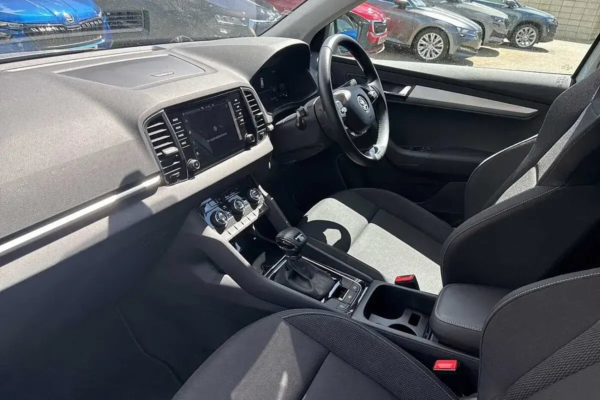 Used Skoda Karoq SE Drive 110 HP (80 kW) 2023 Brilliant silver metallic SUV