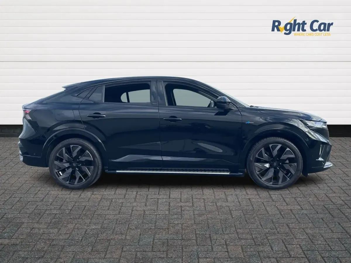 Begagnad Renault Rafale Techno Esprit Alpine 200 HK (147 kW) 2024 Svart SUV
