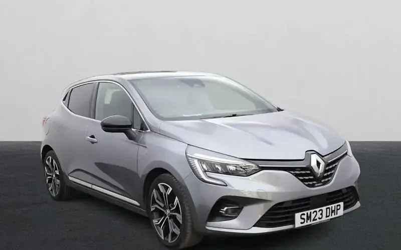 Used Renault Clio Techno 90 HP (66 kW) 2023 Hatchback
