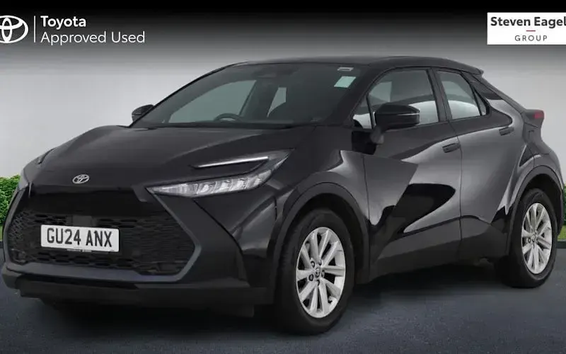 Used Toyota C-HR 140 HP (102 kW) 2026 SUV
