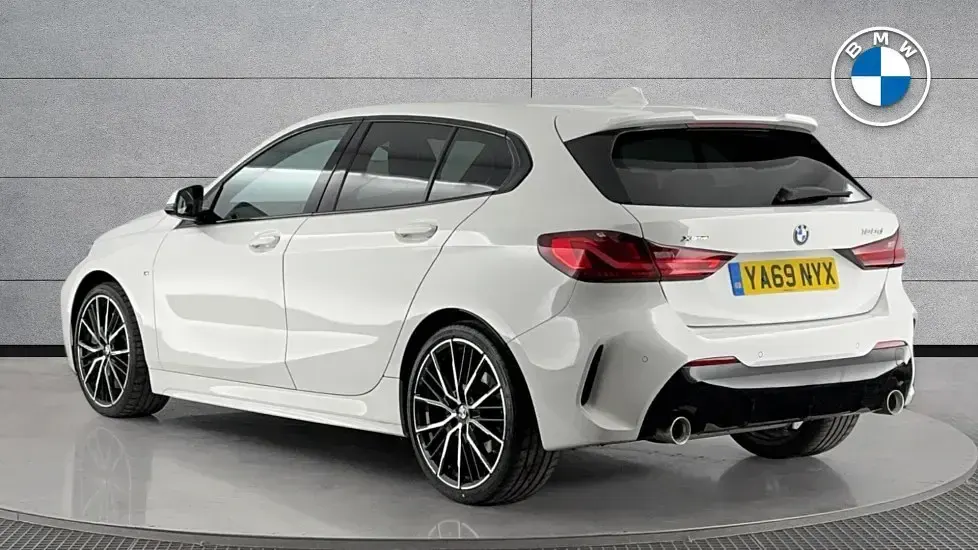 Used BMW 120 M Sport 187 HP (137 kW) 2020 White Hatchback