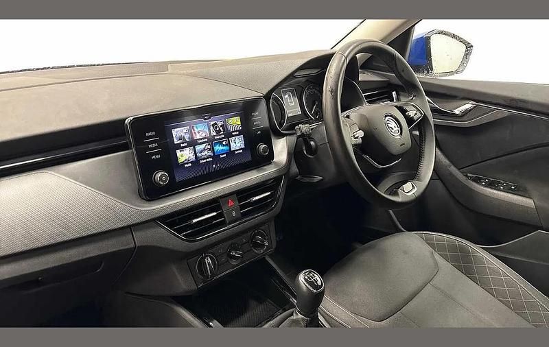 Used Skoda Kamiq SE 108 HP (79 kW) 2022 Blue SUV