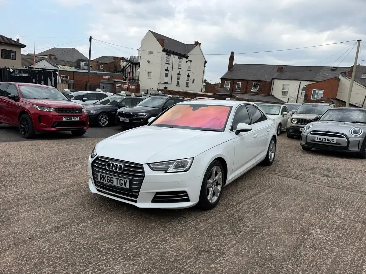 Used Audi A4 Sport 150 HP (110 kW) 2016 White Sedan